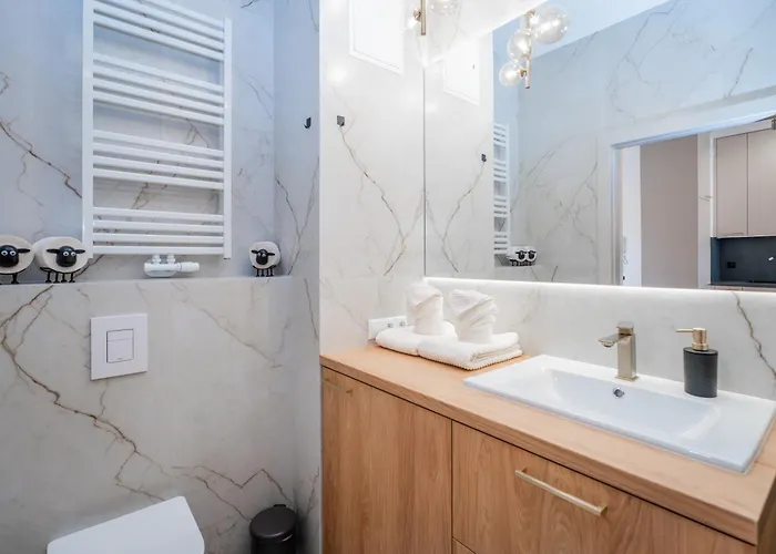 Bulwary Nad Odra Z Widokiem Na Rzeke Odre I Prywatnym Miejscem Parkingowym Apartment *