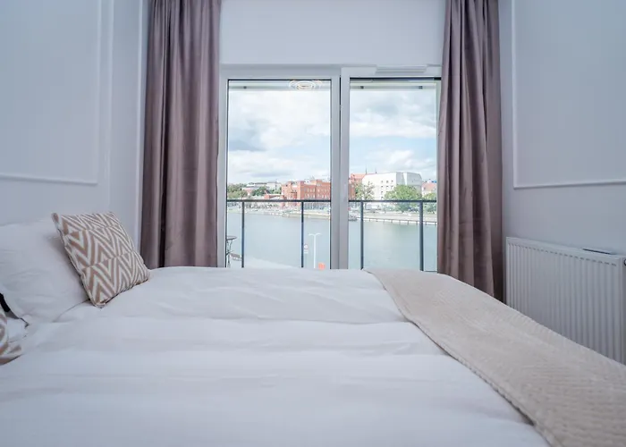 Apartment Bulwary Nad Odra Z Widokiem Na Rzeke Odre I Prywatnym Miejscem Parkingowym