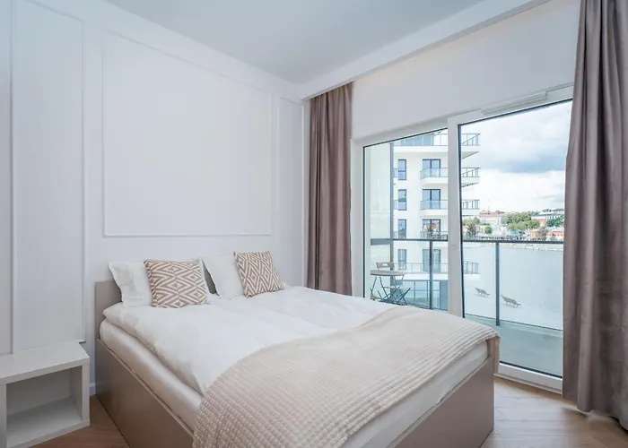 Apartment Bulwary Nad Odra Z Widokiem Na Rzeke Odre I Prywatnym Miejscem Parkingowym